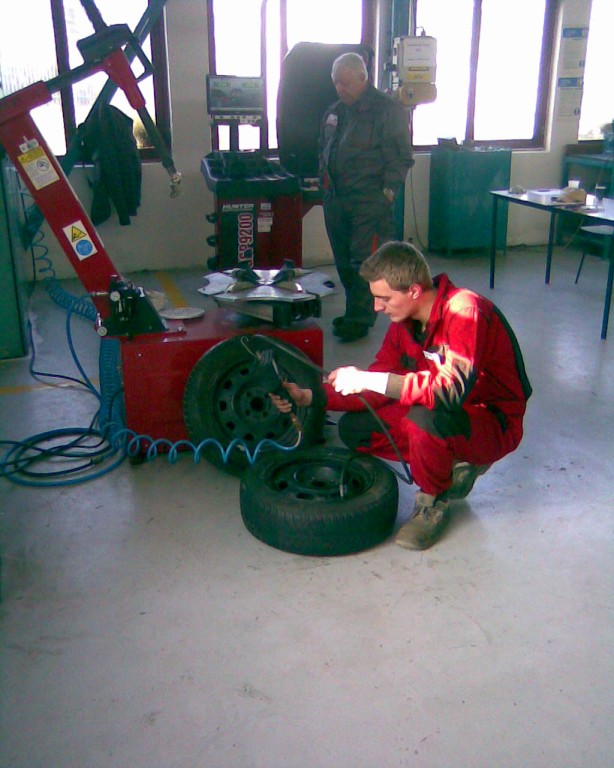 Soutěž Automechanik Junior